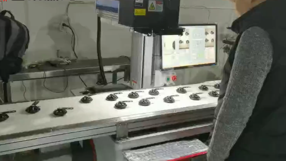 视觉定位激光打标机视频 视觉定位激光打标机视频